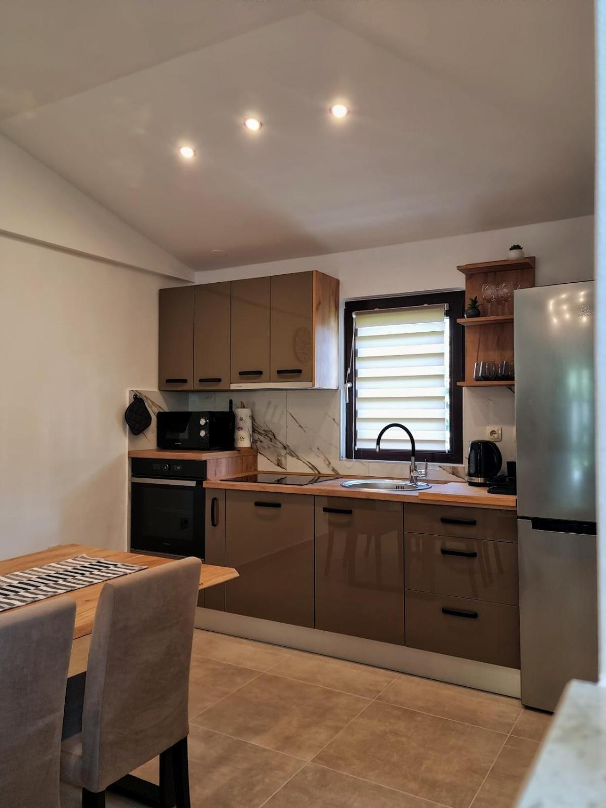 Apartmani Nika 1 リエカ エクステリア 写真